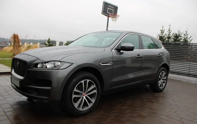 Jaguar F-Pace cena 80000 przebieg: 139000, rok produkcji 2017 z Łasin małe 596